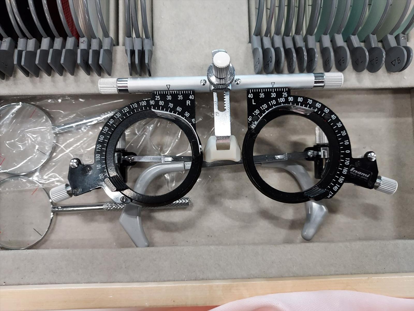 Linsmätare Nidek Lensmeter LM7P med tillbehör